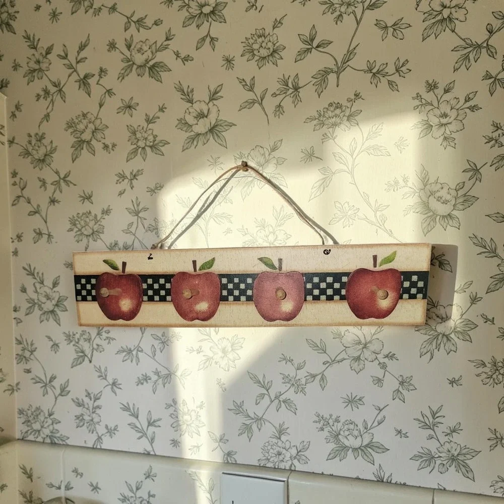 Primitive Country Apple Wooden Peg Rack 4 Hooks Farmhouse Kitchen Wall Decor